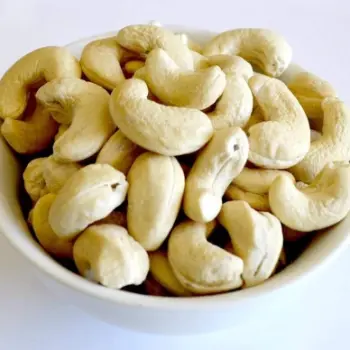 Fresh W180 Cashew Nuts 